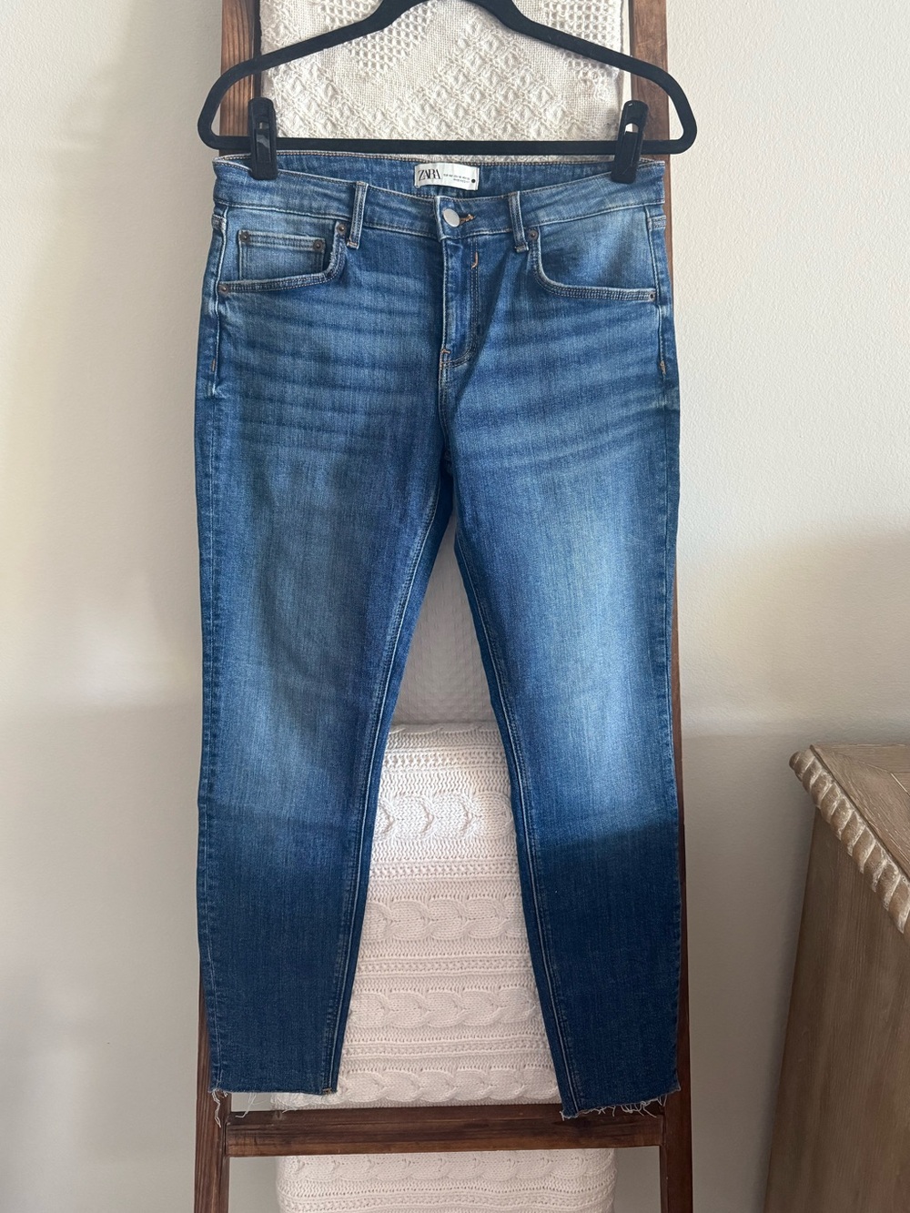 NWOT Zara Dark Wash Raw Hem Straight Leg Jeans